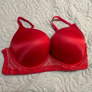 Victoria Secret bombshell bra size 36C, EUC.